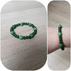 Sieraad Lian Bracelet. Materiaal: glas. Prijs €10,-