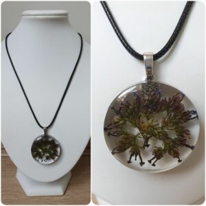 Ketting H158. Materiaal: Epoxy. Prijs €20,-