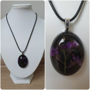 Ketting H159. Materiaal: Epoxy. Prijs €20,-