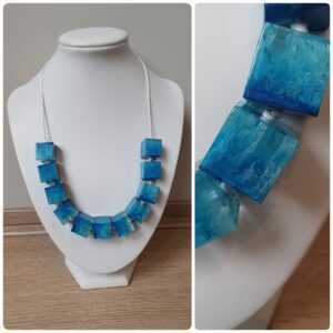 Ketting H18. Materiaal: Epoxy. Prijs €40,-