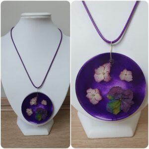 Ketting H191. Materiaal: Epoxy. Prijs €25,-