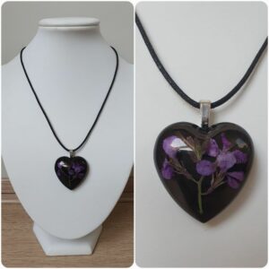 Ketting H192. Materiaal: Epoxy. Sieraad is VERKOCHT