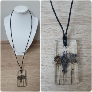 Ketting H203. Materiaal: Epoxy. Sieraad is VERKOCHT