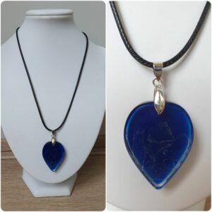 Ketting H205. Materiaal: Epoxy. Prijs €15,-