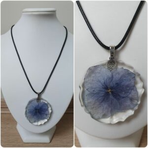 Ketting H277. Materiaal: Epoxy. Prijs €20,-