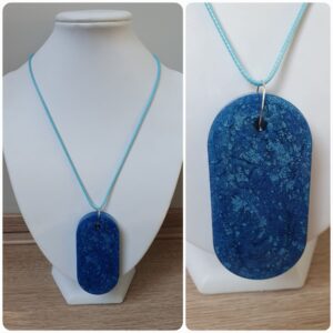 Ketting H37. Materiaal: Epoxy. Prijs €25,-