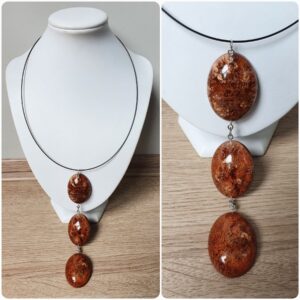 Ketting H55. Materiaal: Epoxy. Prijs €40,-