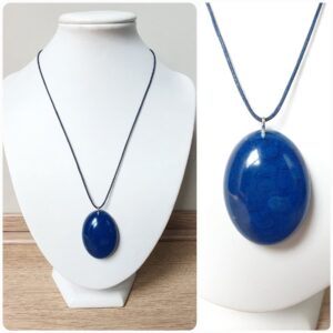 Ketting H77. Materiaal: Epoxy. Prijs €20,-